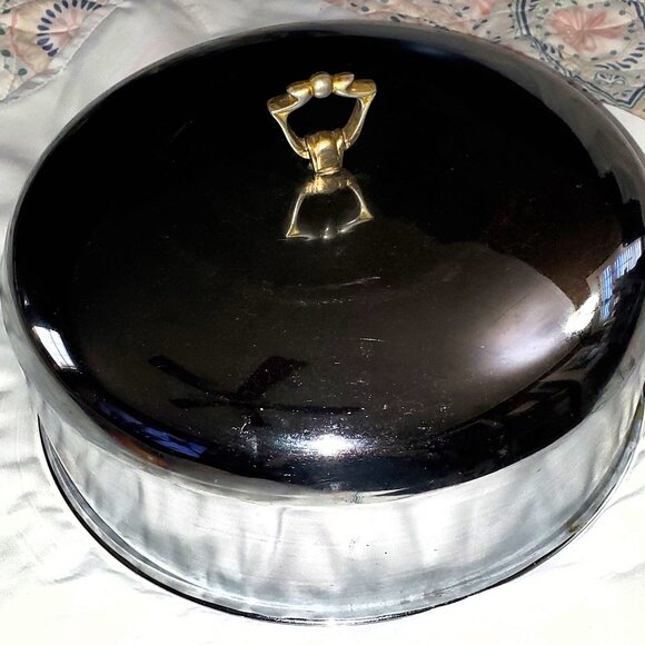 Vintage Silver Cake Plate Dome in excellent condition, with gold tone handle - Picture 4 of 5